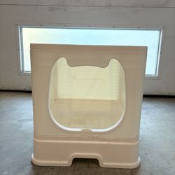 Litter box