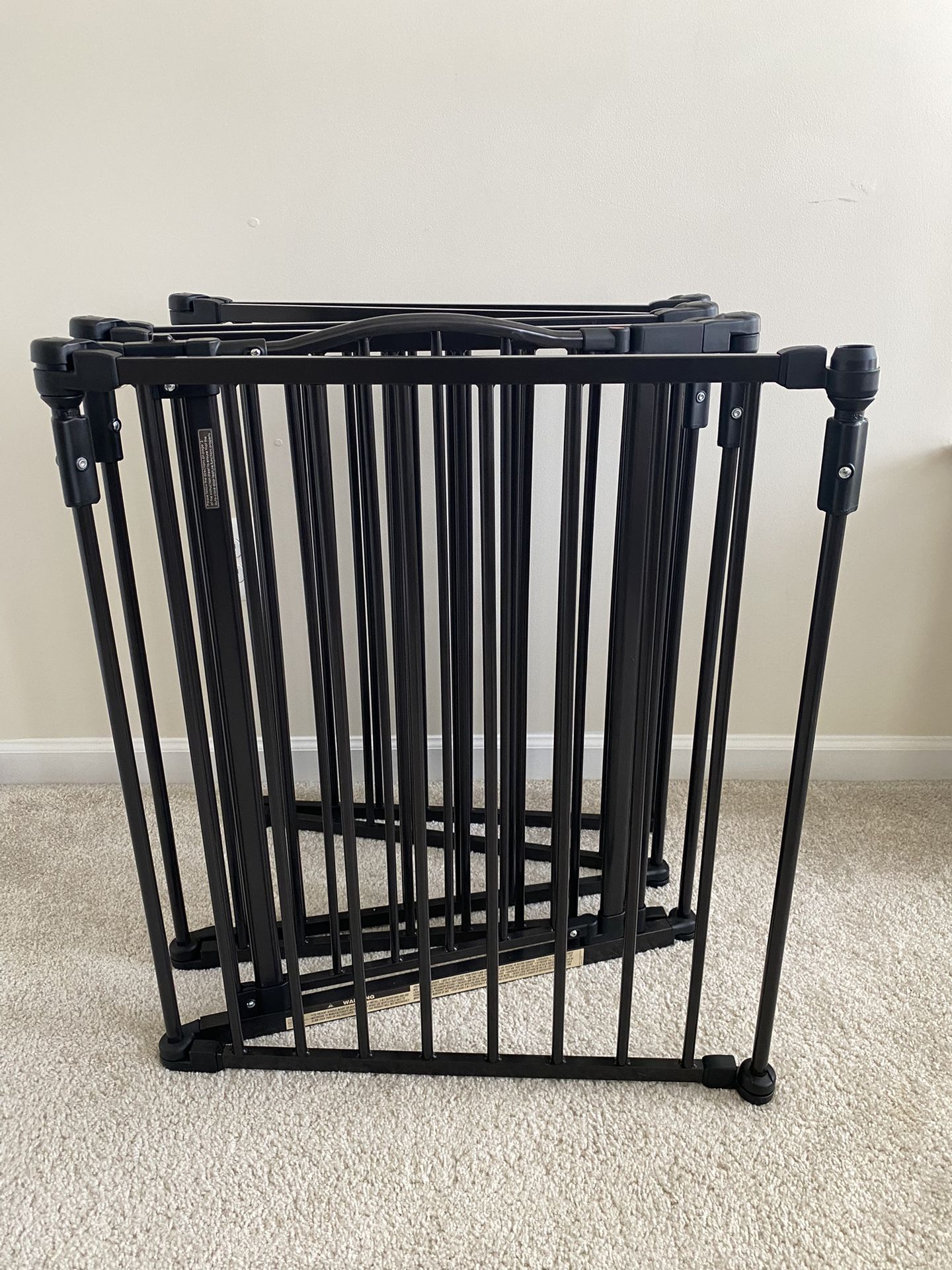 Frisco Steel 6-Panel Pet Or Child Gate