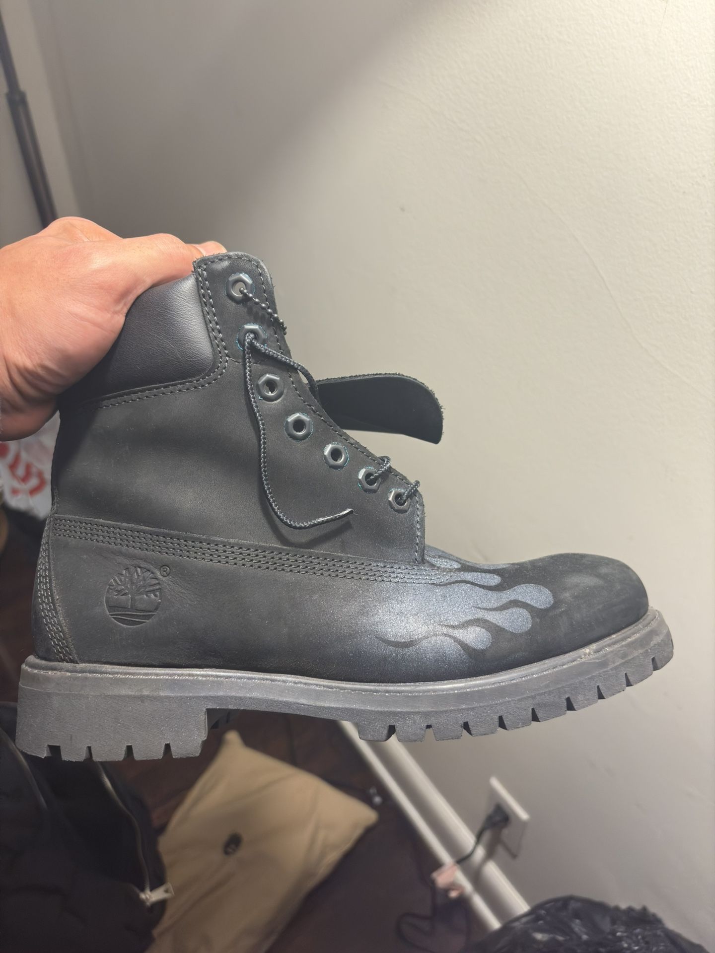 Loso  Flame Timberland Boots Size 9