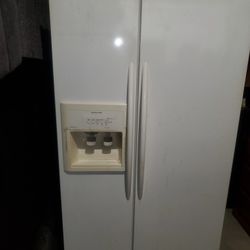 en buen estado un poquito de limpiesa nomas.