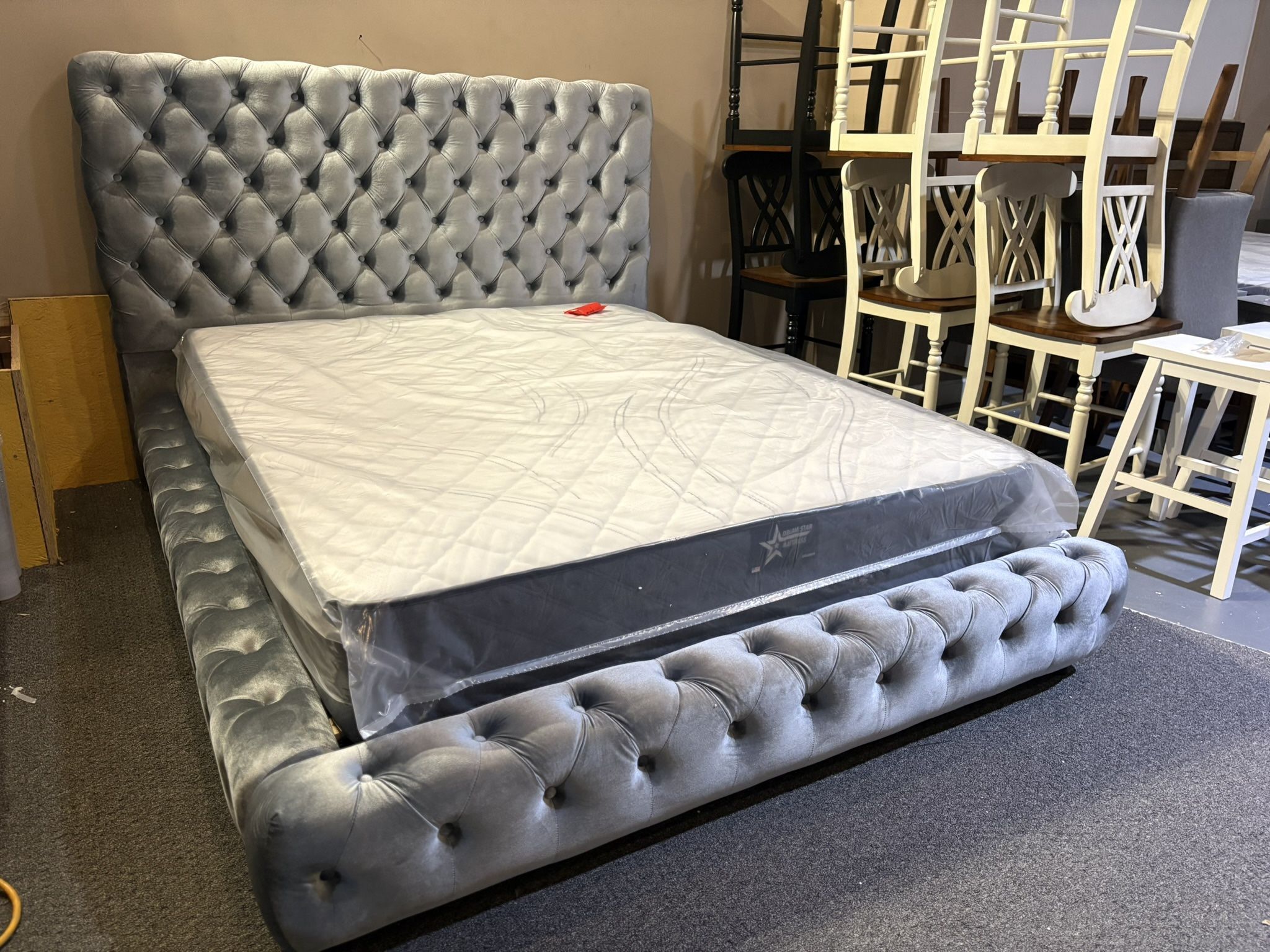 New Queen Platform Bed & Mattress
