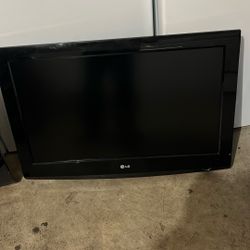 3 Tv S For Sale 2 Lg And The Other Is Sculpture Brand 