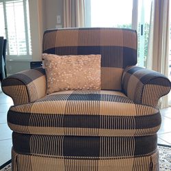 Gorgeous Accent Living Room Chair