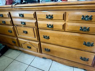9 drawer dresser