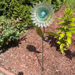 Glass And Metal Garden Flower Decoration