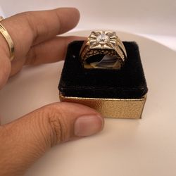 Men’s 14k Gold Ring 