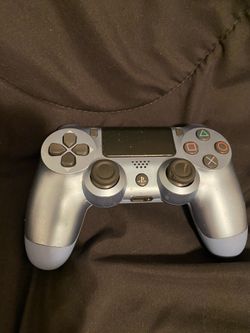 PS4 controller
