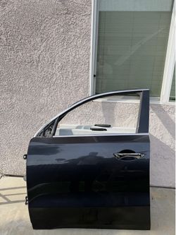 Acura MDX parts. (2015 Driver door)