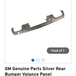 2022 Cadillac XT4 rear bumber panel