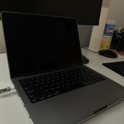 MacBook Pro M1 Pro 16GB/ 512GB