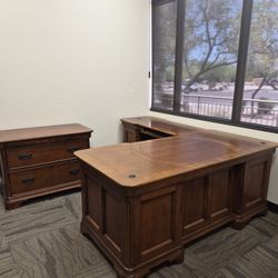 Executive Office Furniture 