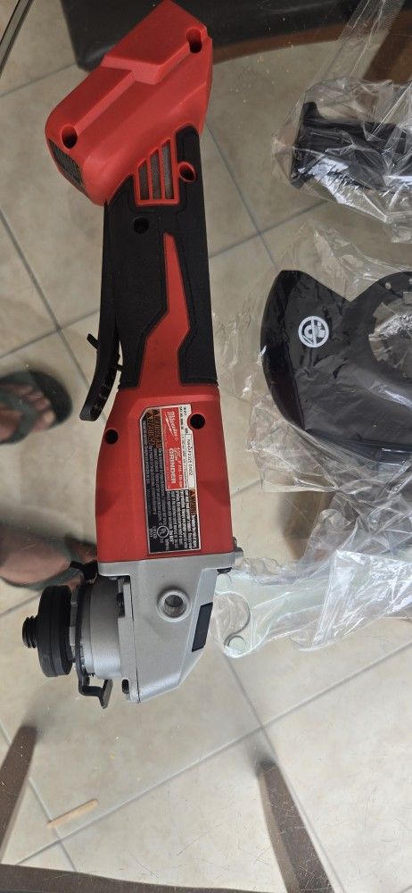 Milwaukee Angle Grinder