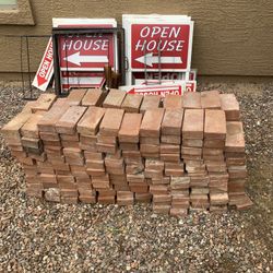 Free Bricks