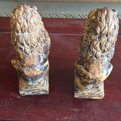 Title: Vintage Lion Bookends – Antique Gold Finish
