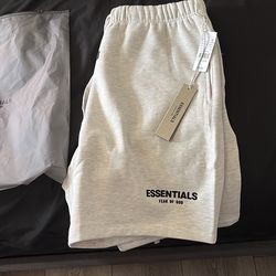 Essentials short size large