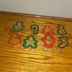 8 Cookie Cutters All For $2