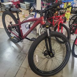 Schwinn Mountain  29  Aluminum Bike Brand New