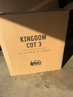 REÍ kingdom cot 3