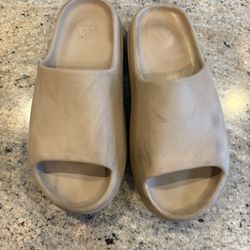 Yeezy Slides Size 12