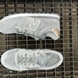 Women’s Shoes New Balance Size 7.5