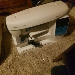 Sewing Machine Husqvarna Viking