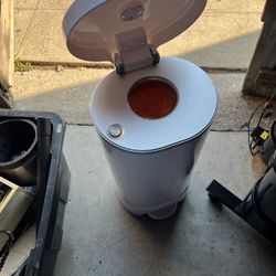 Diaper Trash can