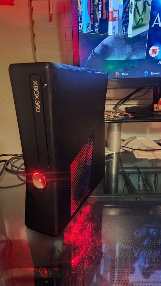 Xbox 360 Slim Rgh3 1tb With Custom Led Lights