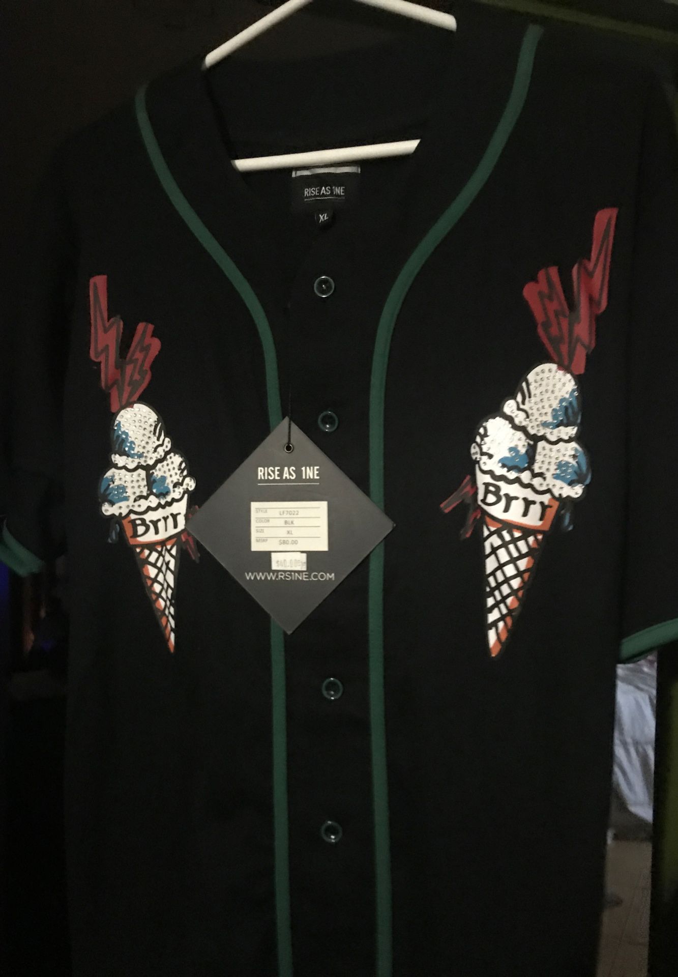 Gucci colored baseball shirt XL