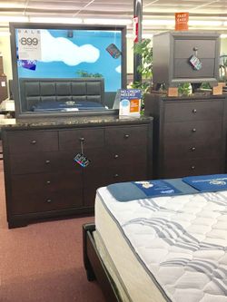 💥HUGE Blowout Furniture Sale!💥 Brand New 5PC Queen Size Bedroom Set! $50 Down Takes It Home Today!