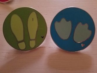 Feet disney pin