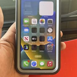 iPhone X Unlocked 64gb