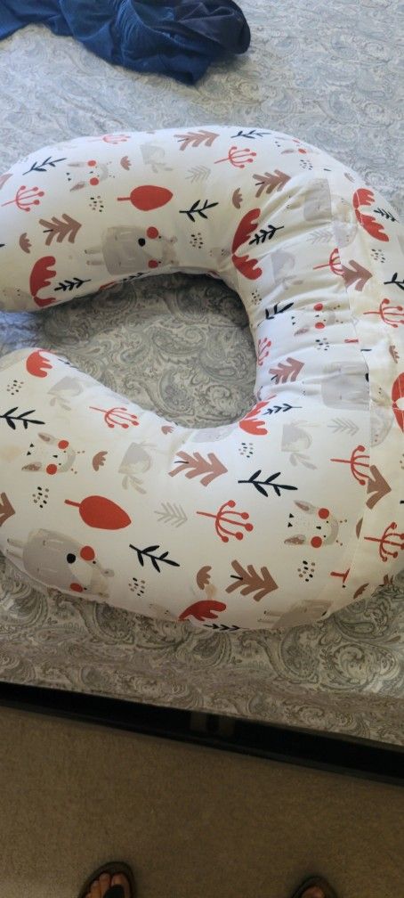 Feeding Pillow