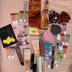 Makeup and perfume bundle 
