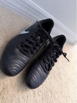 Nike Tiempo Soccer Cleats Black Light Blue Men’s Size 7 FG Football Boots