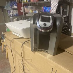 Keurig Coffee Machine 