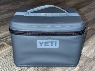 Gray YETI Daytrip 9L Insulated Box