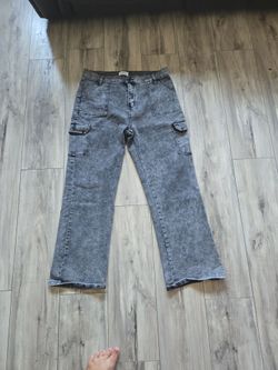 Pantalon oscuro