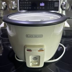 Rice Cooker w/ Steam Tray