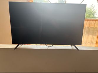 40” Hisense Roku Smart TV