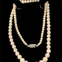 Japanese Akoya Cultured Pearl Necklace 17 1/2”