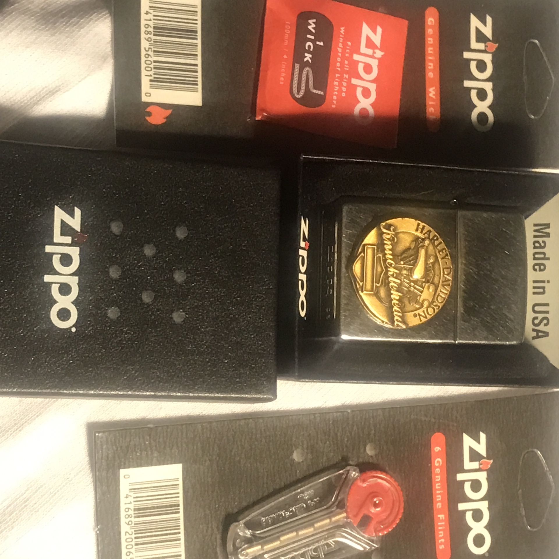Harley Brushed Chrome Zippo Lighter knucklehead comes with 6 Zippo Flints and a Zippo Wick Brand New in Box