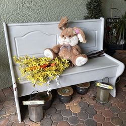 Wooden bench distressed gray paint - seat opens