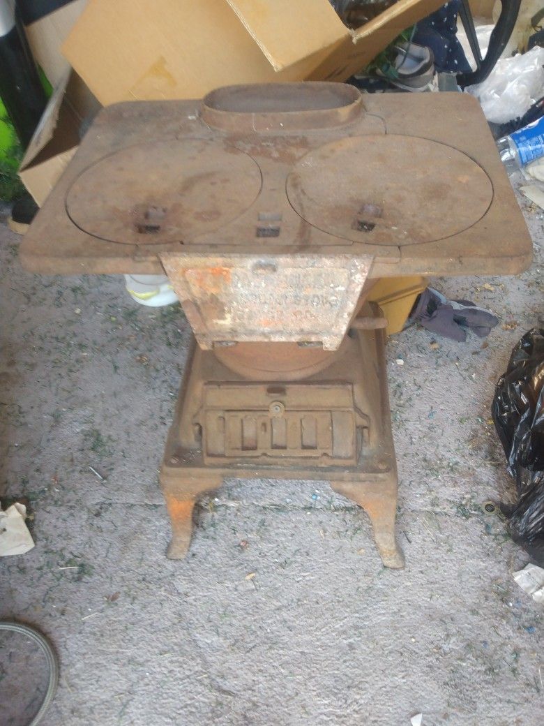 Antique Cast Iron Stove