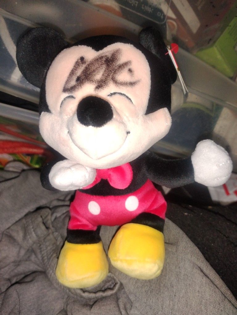 Charlie Kirk Signed Autograph Mickey Mouse Disney Turning Point USA Foundation 