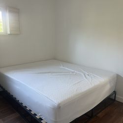 Mattress, Topper & Frame: Simmons Cali King Bed With TEMPURPEDIC Brand Topper And Base Frame Included