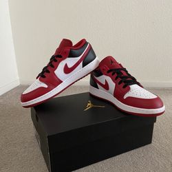 Jordan 1 Low Bulls Size 7Y