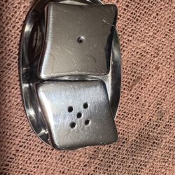 Metal Salt And Peper Shaker Set