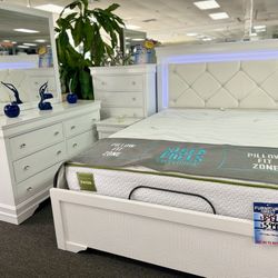 Overstock Sale🔥Beautiful White 5pc Bedroom Furniture Set Available Limited Time Only $699
