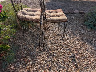 2 high top bar stool chairs