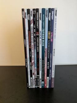 Independent Graphic Novel Lot - 12 Trade Paperbacks - Image, Dark Horse, Aspen Comics